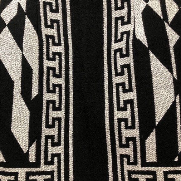 Zara Geometric Black and Grey Mini Skirt - Picture 7 of 8